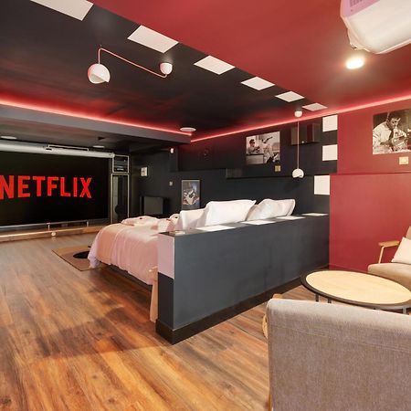 Cinema Room Haut De Gamme Avec Balneotherapie Nancy Exterior foto